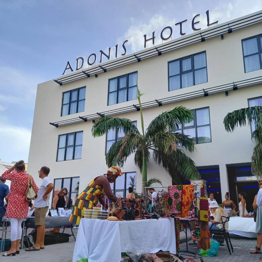 Hotel Adonis Cupecoy à Simpson Bay Extérieur photo